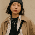 You Want to Layer Like a K-pop Idol — But It Always Looks Bulky? Lightweight Accessories That Actually Work